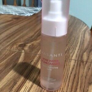 Vasanti rose water pomegranate toner +refreshing Spray 100 ml